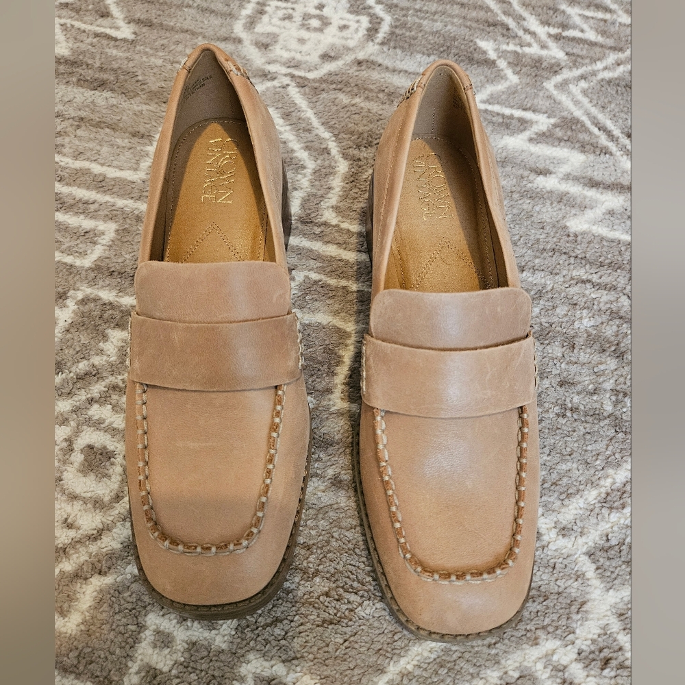 Crown Vintage Tan Leather Loafers